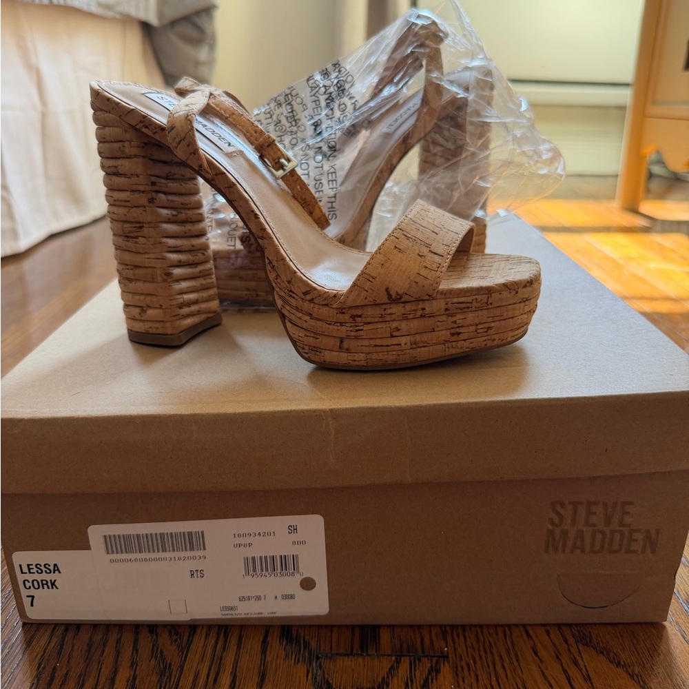 Steve Madden Cork Platform Heel Sandal in Natural Tan